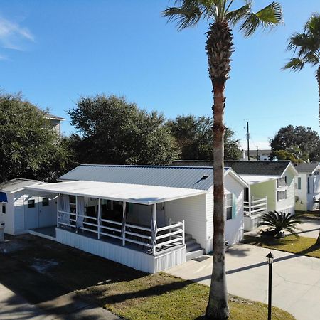 Family Friendly Beach Home Located In Beautiful Miramar Beach, Fl Destin Bagian luar foto